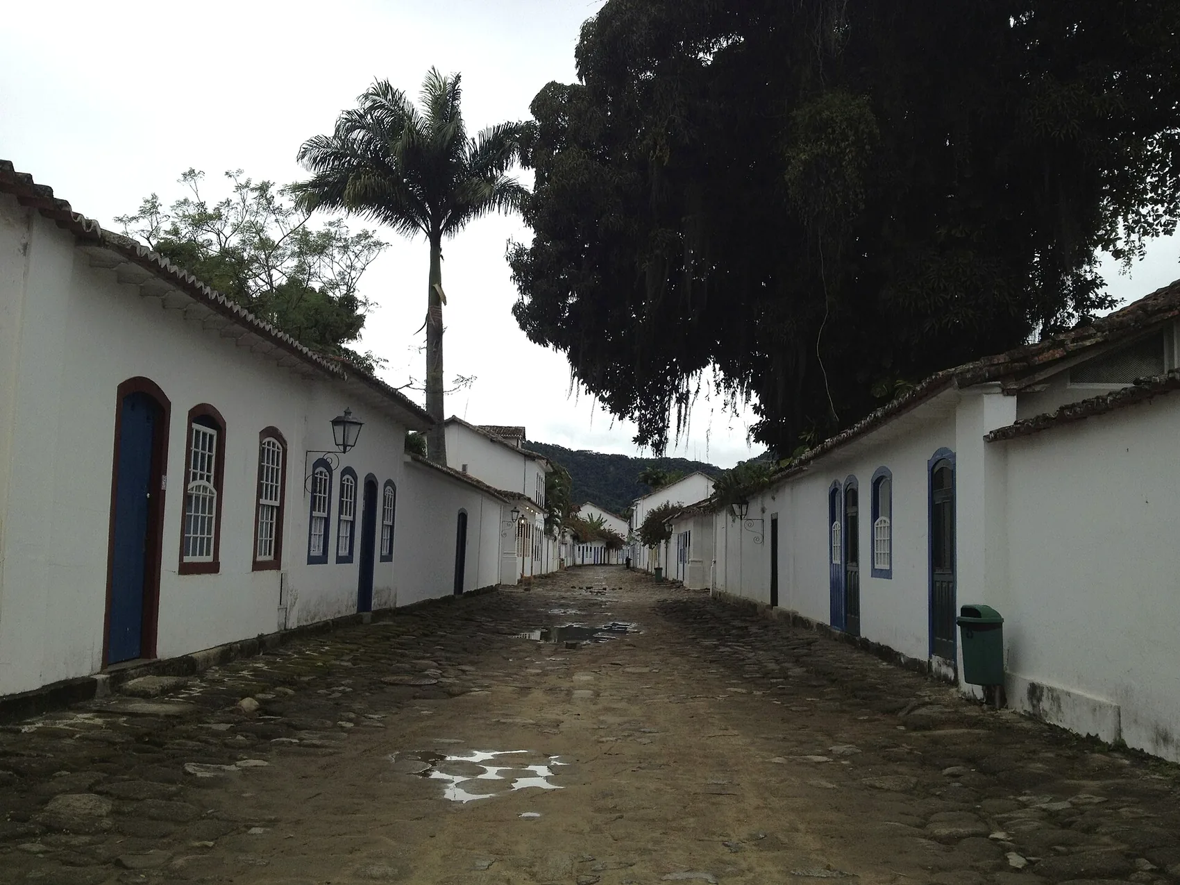 Paraty's large irregular cobblestones in the colonial grid